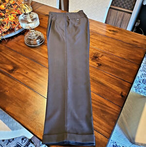 Haggar Classic Fit Premium Men's Dress Pants Waist 38 x 34 Like New
